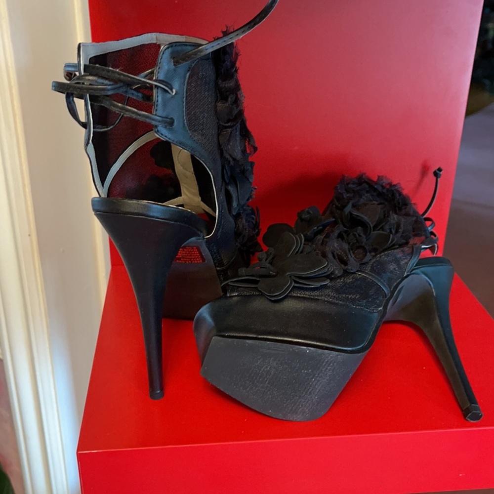 Colin Stuart Shoes - Picture 5 of 8